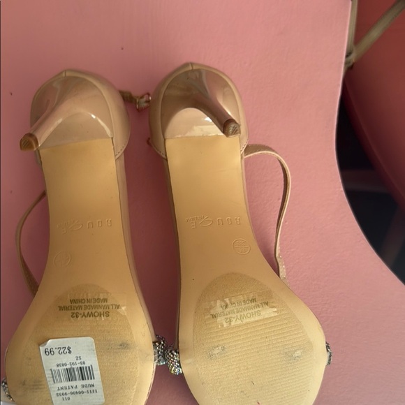 Rouge Tan Heels Sleek Stiletto Design - Picture 6 of 6